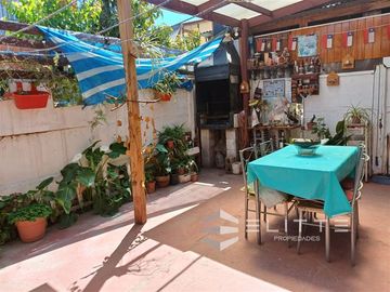 Casa en Venta en VAG (13.479) Casa en Venta en Calle los Mañíos con Los Plátanos