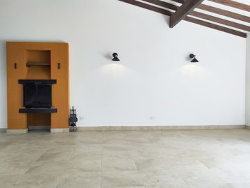 VENTA CASA CAMPESTRE EN EL RETIRO CERCA A TODO