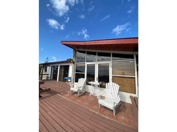 Casa con Cabañas El Quisco a cuadras de Playa