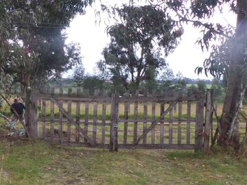 Casa y  terreno en Venta, Sector Chiriboga BPWEN