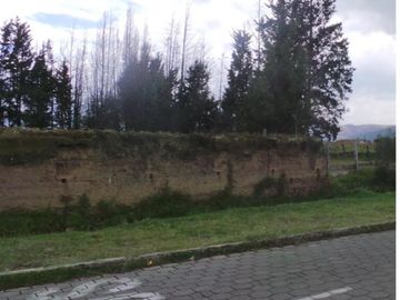 Casa y  terreno en Venta, Sector Chiriboga BPWEN
