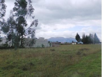 Casa y  terreno en Venta, Sector Chiriboga BPWEN