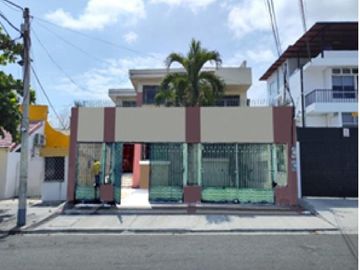 Casa en Venta Barrio Manuel Cordova, Manta, Manabi BPWenD