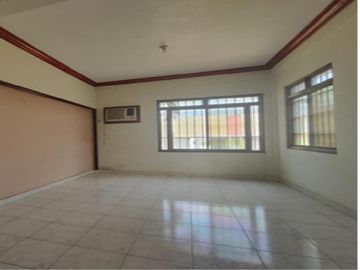Casa en Venta Barrio Manuel Cordova, Manta, Manabi BPWenD
