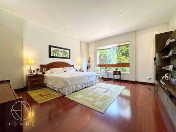 Casa frente a parque en Álamos de Monterrico, Surco