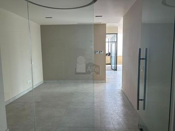 Oficina en venta o renta en Col. República, Plaza Distrito V