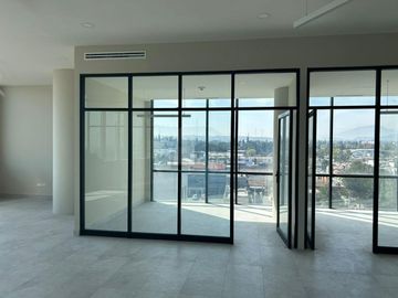 Oficina en venta o renta en Col. República, Plaza Distrito V