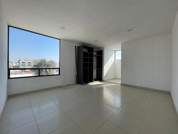 Departamento en VENTA - Col Manantiales - Zona Forjadores - Periférico Ecológico
