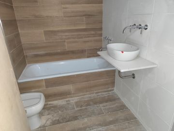 Departamento en  venta monoambiente 36,5m2 A Estrenar 47 18 y 19 La Plata