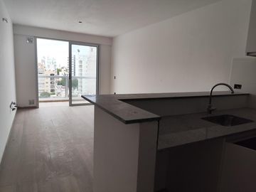 Departamento en  venta monoambiente 36,5m2 A Estrenar 47 18 y 19 La Plata