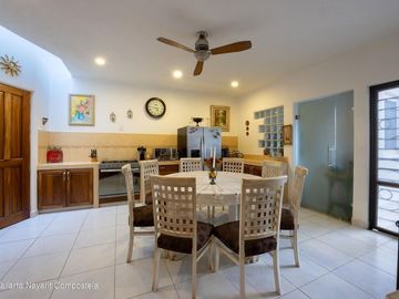Casa Dennis