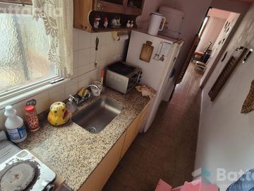 HERMOSO 3 AMBIENTES SOBRE CHIOZZA
