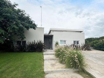 Casa en Greenville Polo & Resort