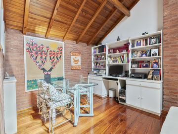 CASA - VENTA - 4 AMB - JARDIN - PISCINA - PARRILLA - COCHERAS - VILLA DEL PARQUE