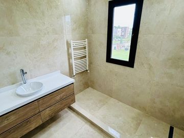Casa en venta - Canning, Barrio Don Joaquin