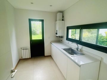 Casa en venta - Canning, Barrio Don Joaquin