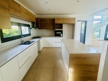 Casa en venta - Canning, Barrio Don Joaquin