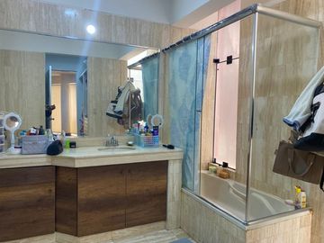 Se vende Dapartamento  en primer piso  Surco