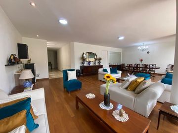 Se vende Dapartamento  en primer piso  Surco