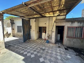 Casa en  venta en G. de  Laferrere