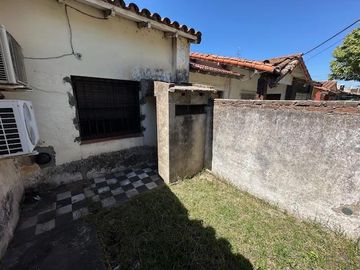 Casa en  venta en G. de  Laferrere