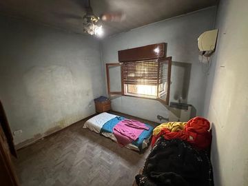 Casa en  venta en G. de  Laferrere