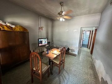 Casa en  venta en G. de  Laferrere