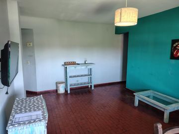 Departamento 4 ambientes edificio en torre en San Miguel