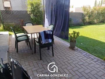 VENTA DUPLEX 3 DORMITORIOS CON PILETA BARRIO CERRADO FINCA COSTA SERENA PLOTTIER