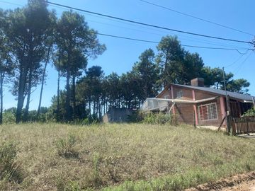 Lote en venta en Nueva Atlantis a cuatro cuadras del mar sobre calle Alfonsina Storni y Quinteros
