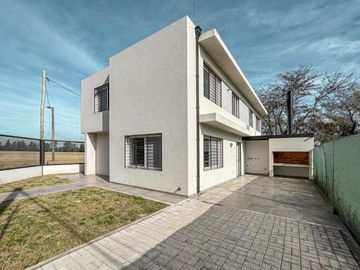 Casa de 3 dormitorios a estrenar en Tierra Nueva, Fisherton