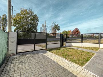 Casa de 3 dormitorios a estrenar en Tierra Nueva, Fisherton