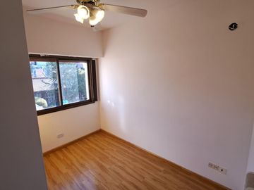 Casa en  ALQUILER 4 Dormitorios + escritorio, Zona CENTRO