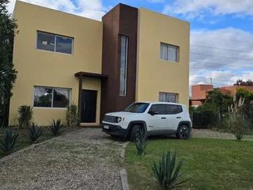 Casa en San Francisco- 4 ambientes - 900 m2