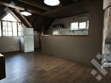 VENTA CASA 3 DORMITORIOS - CASCO CENTRICO - SAN MARTIN DE LOS ANDES