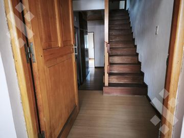 VENTA CASA 3 DORMITORIOS - CASCO CENTRICO - SAN MARTIN DE LOS ANDES