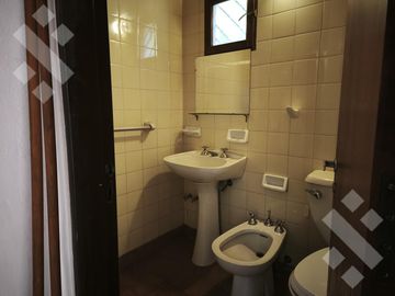 VENTA CASA 3 DORMITORIOS - CASCO CENTRICO - SAN MARTIN DE LOS ANDES