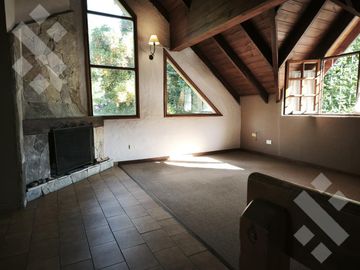 VENTA CASA 3 DORMITORIOS - CASCO CENTRICO - SAN MARTIN DE LOS ANDES