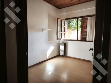 VENTA CASA 3 DORMITORIOS - CASCO CENTRICO - SAN MARTIN DE LOS ANDES