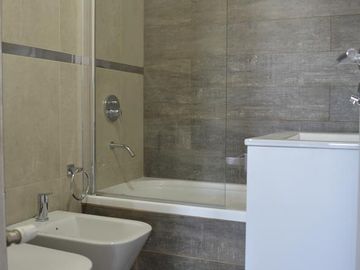DEPARTAMENTO CASTELAR ALQUILER