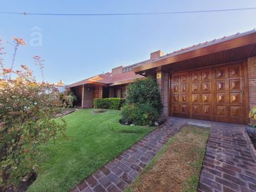 Casa - Villa Ballester - Venta - Cuatro Ambientes.