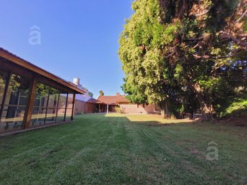 Casa - Villa Ballester - Venta - Cuatro Ambientes.