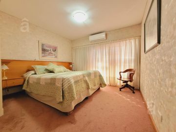 Casa - Villa Ballester - Venta - Cuatro Ambientes.