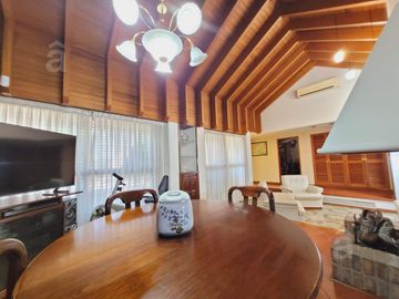 Casa - Villa Ballester - Venta - Cuatro Ambientes.