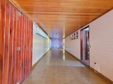 Casa - Villa Ballester - Venta - Cuatro Ambientes.