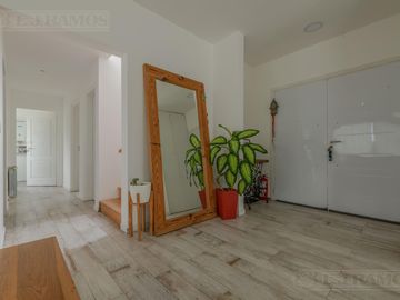 Casa en  area 1 San Sebastián OPORTUNIDAD MB