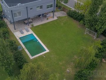 Casa en  area 1 San Sebastián OPORTUNIDAD MB