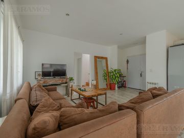 Casa en  area 1 San Sebastián OPORTUNIDAD MB