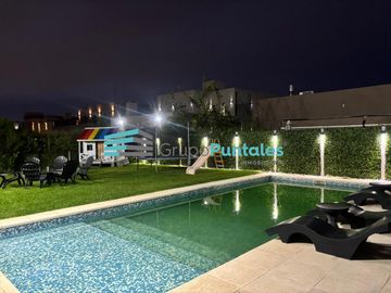 Hermosa Casa en Barrio Lagos de Canning con 5 dormitorios y piscina