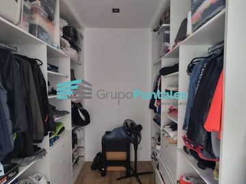 Hermosa Casa en Barrio Lagos de Canning con 5 dormitorios y piscina
